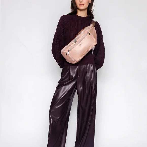 NWT Free People x Caraa Large Blush Pink Sling Bag - Picture 2 of 12